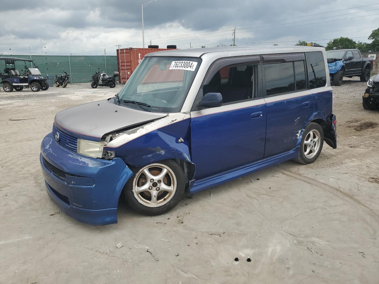 TOYOTA SCION XB 2005