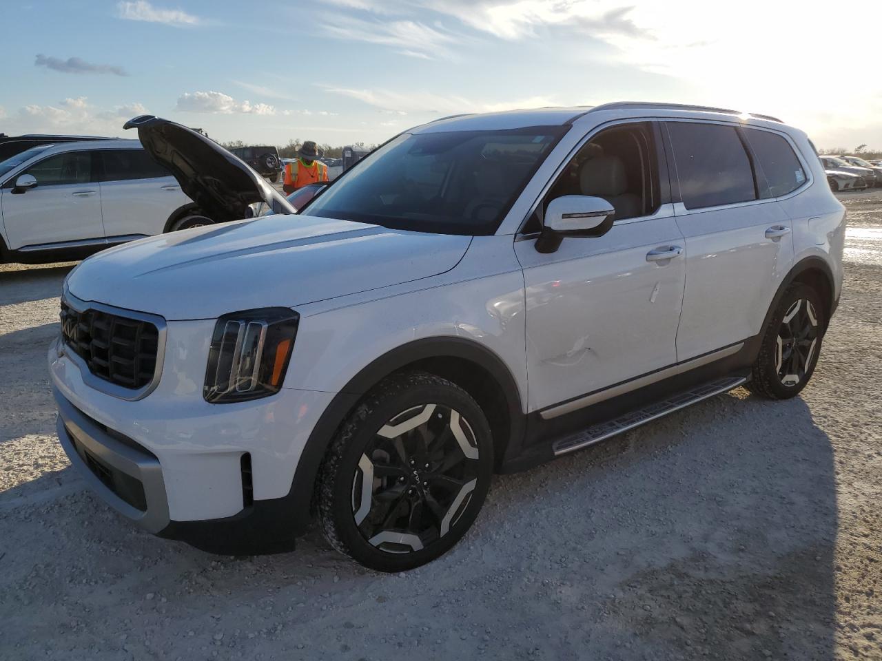 KIA TELLURIDE 2023