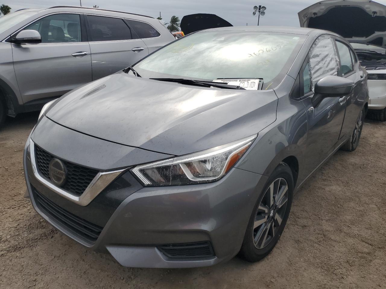 NISSAN VERSA SV 2021