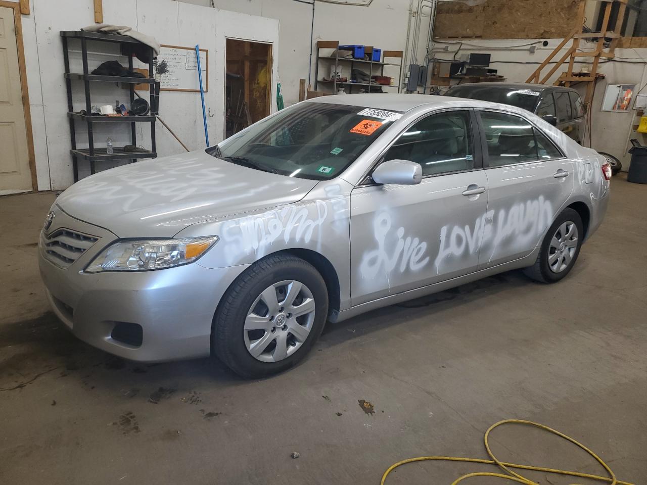 TOYOTA CAMRY BASE 2011