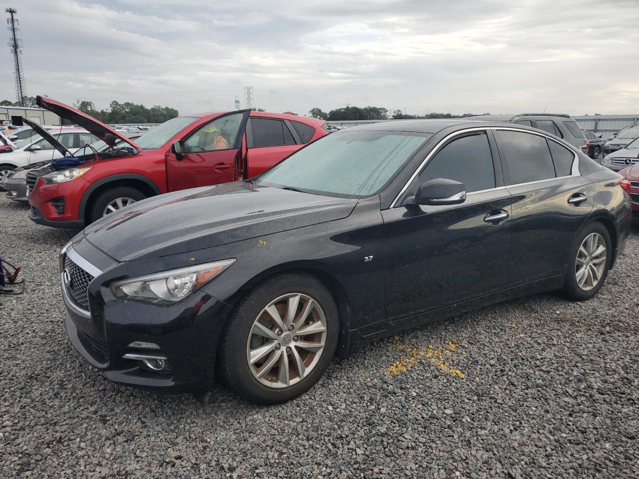 INFINITI Q50 BASE 2015
