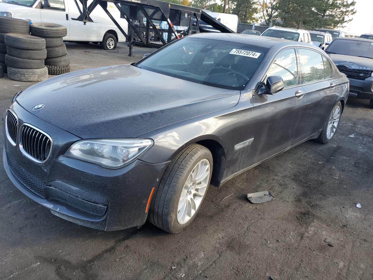 BMW 750 LXI 2014