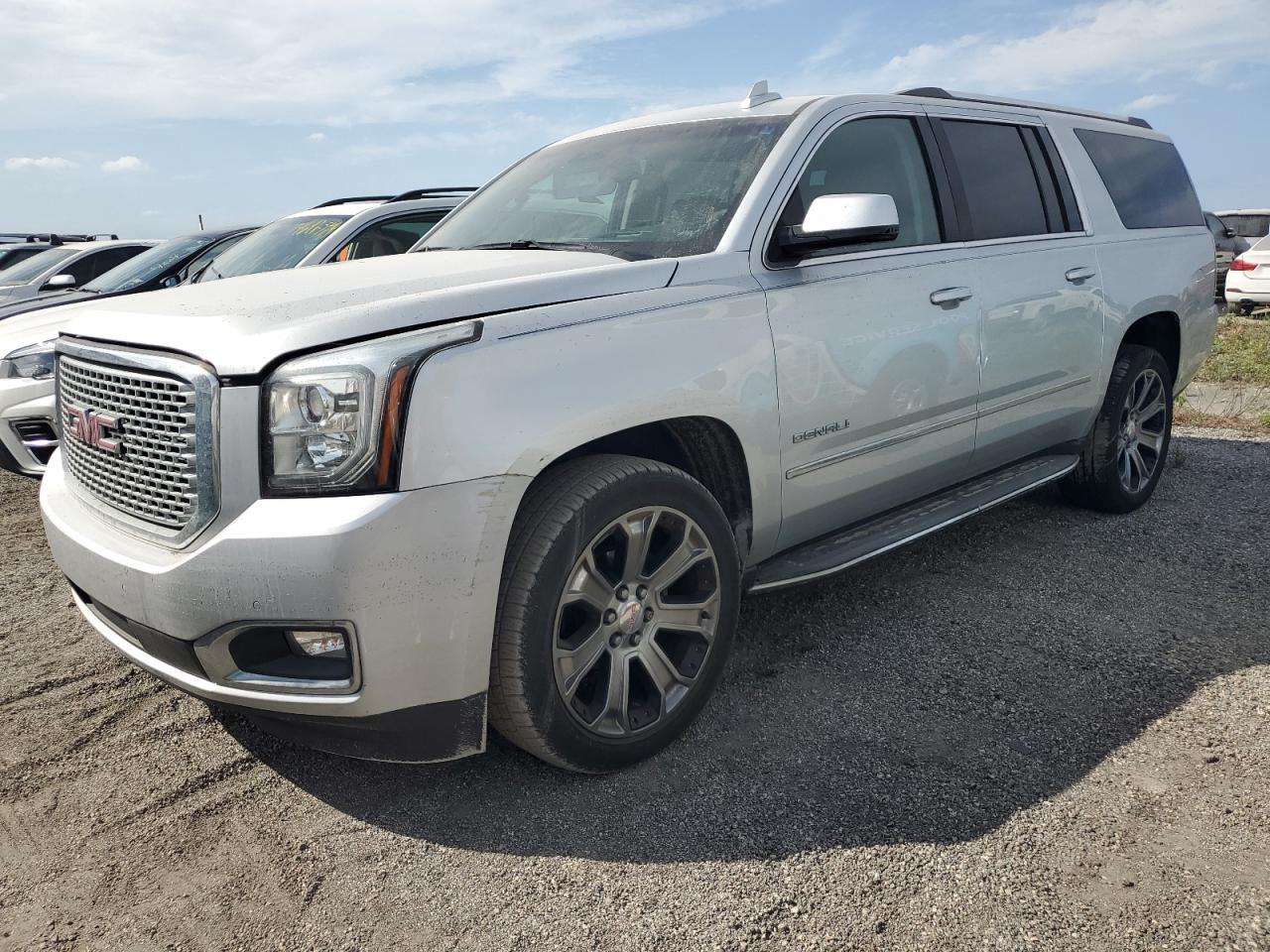 GMC YUKON XL D 2017