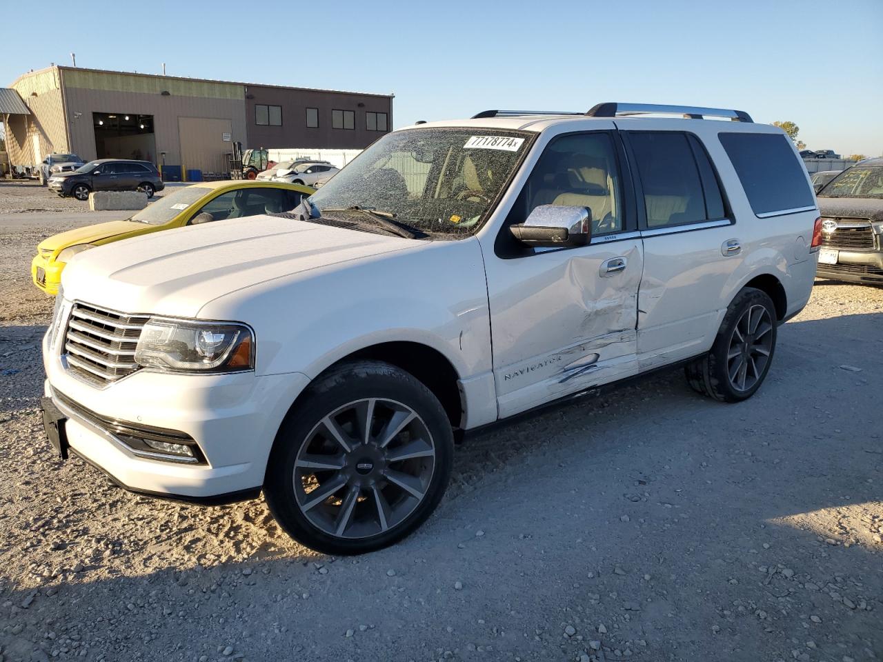 LINCOLN NAVIGATOR 2016