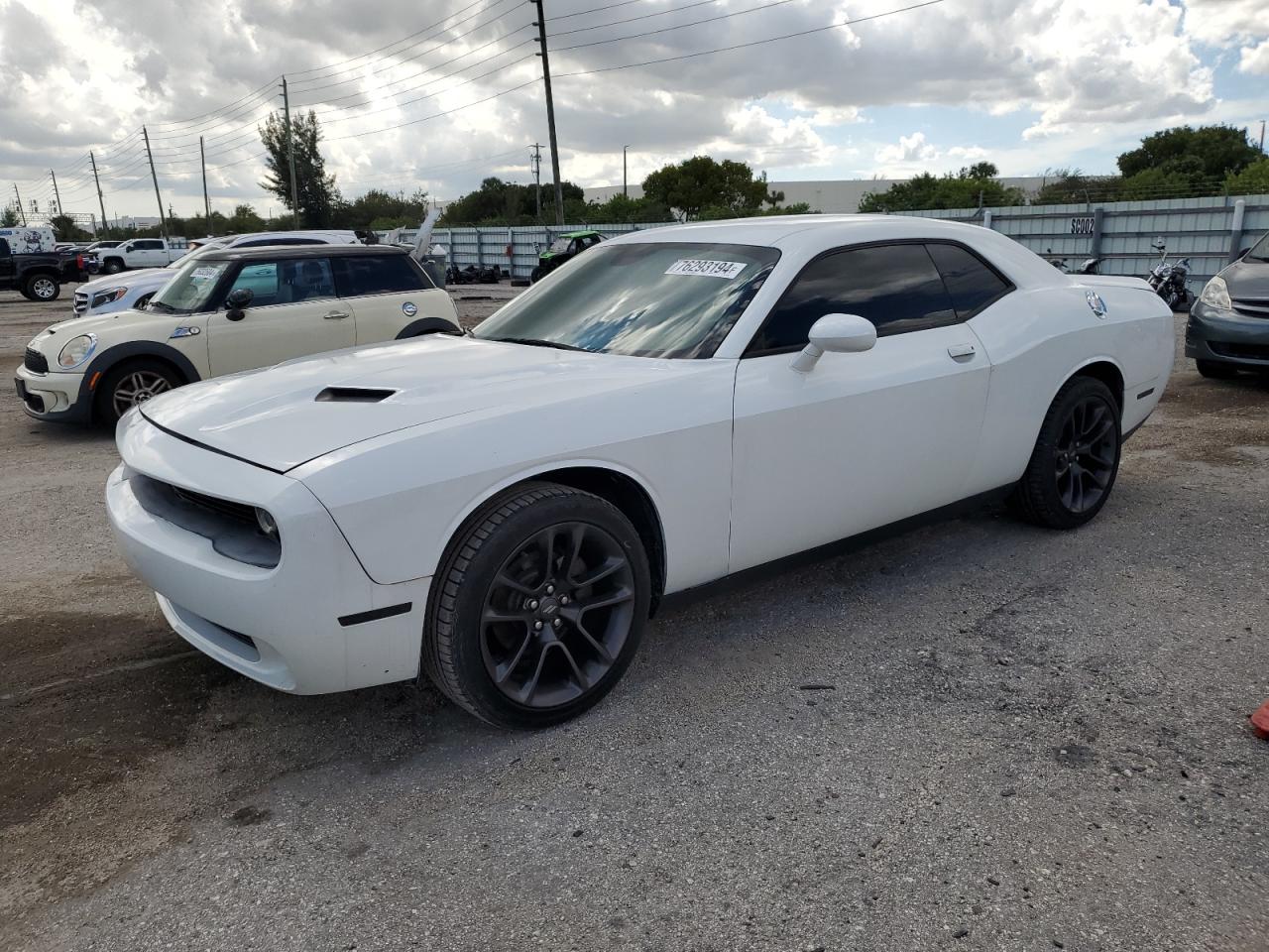 DODGE CHALLENGER 2018