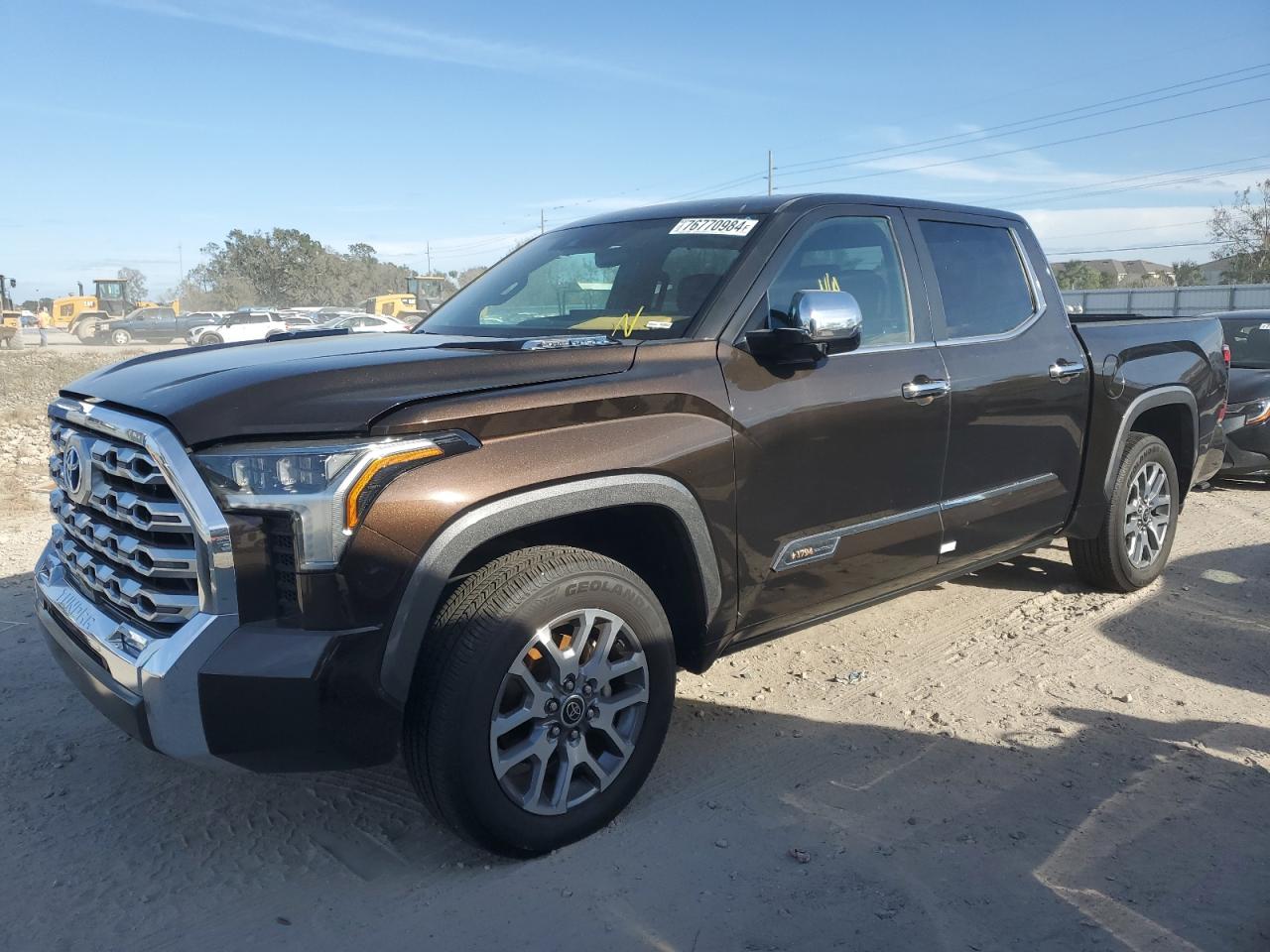 TOYOTA TUNDRA CRE 2024