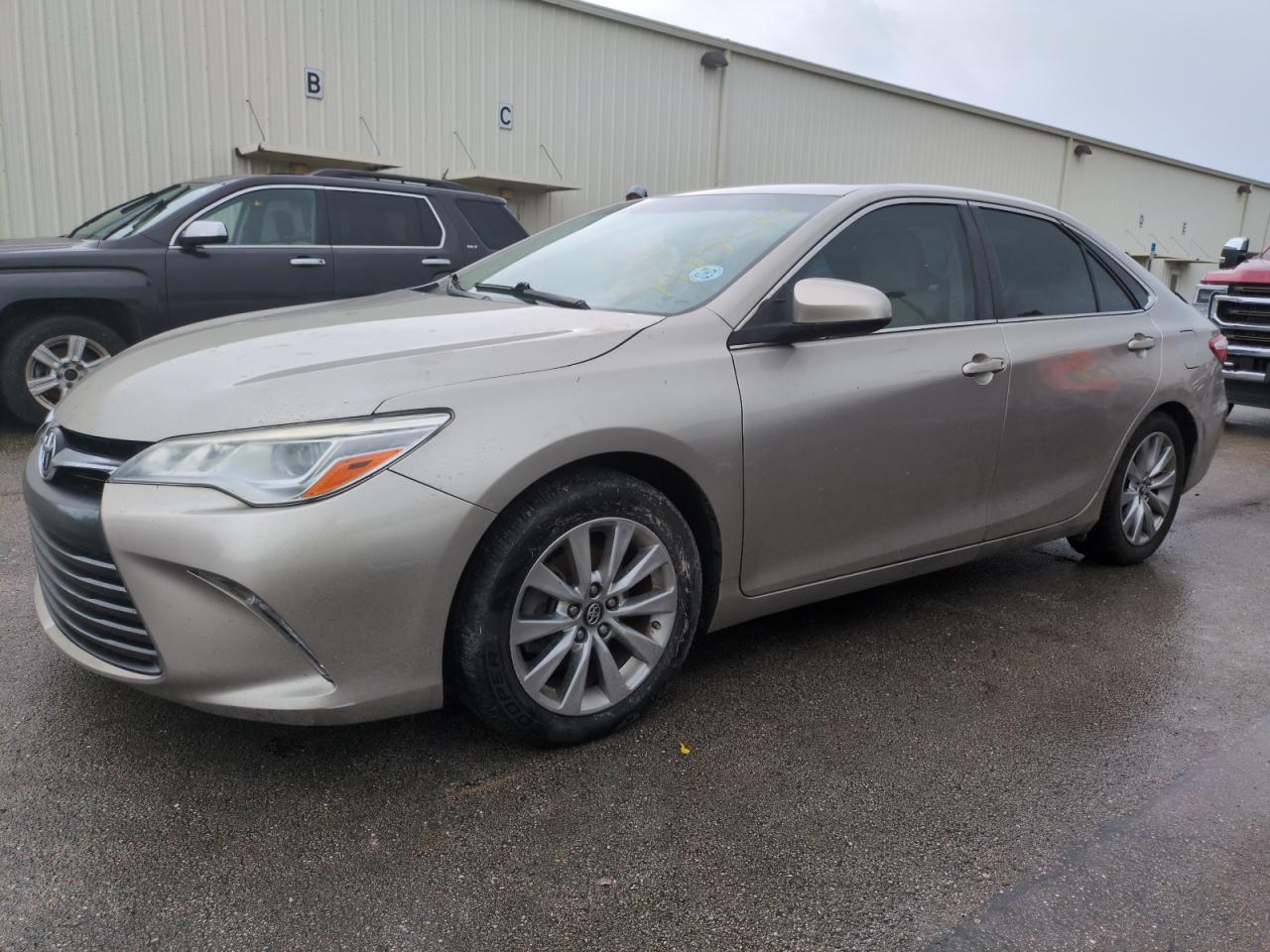 TOYOTA CAMRY XSE 2017