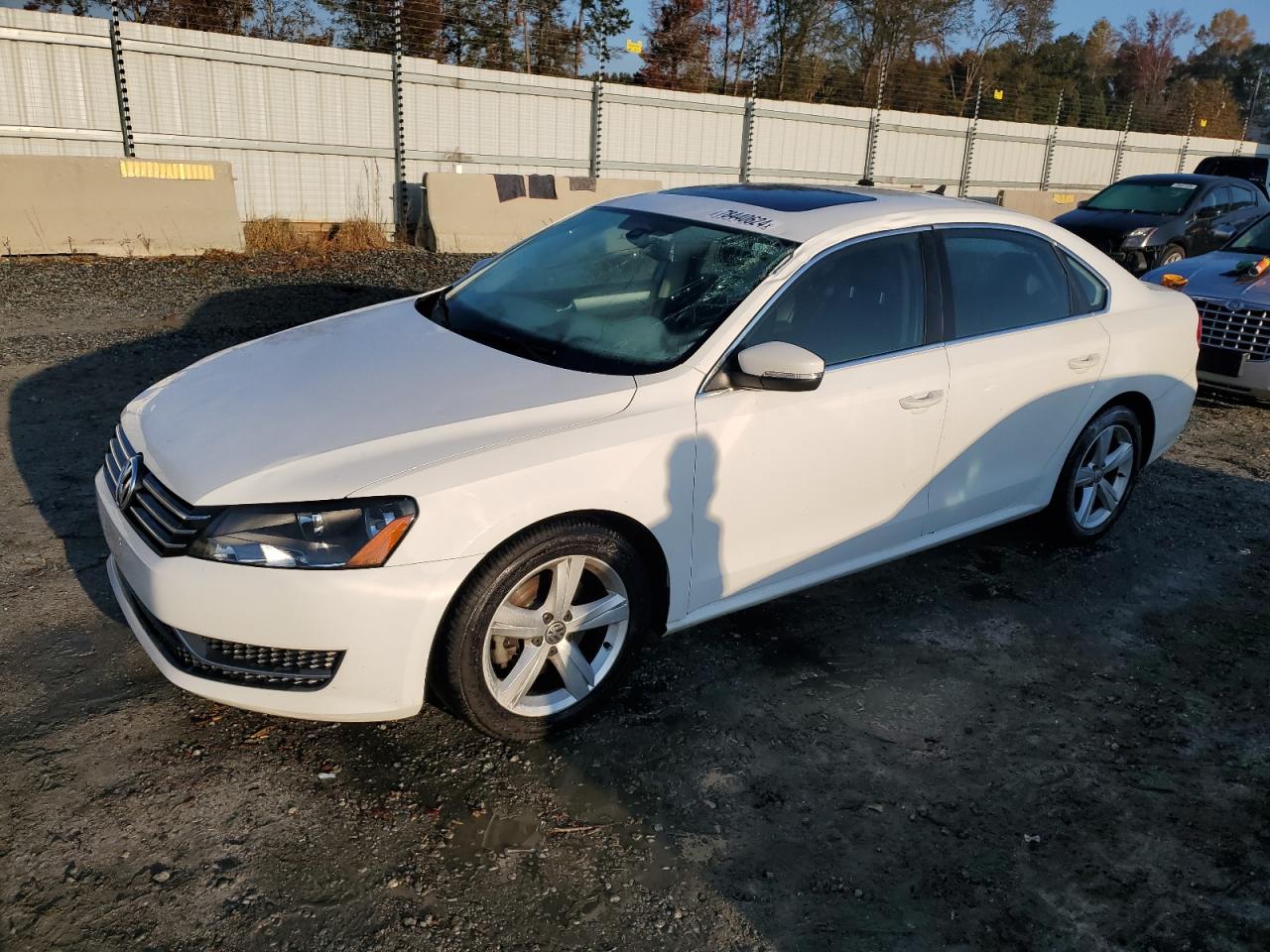 VOLKSWAGEN PASSAT SE 2013