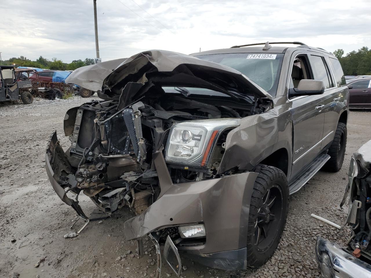 GMC YUKON DENA 2015