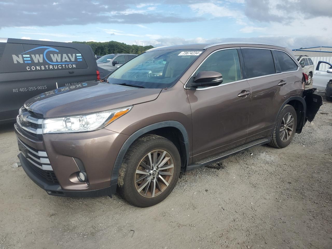 TOYOTA HIGHLANDER 2017