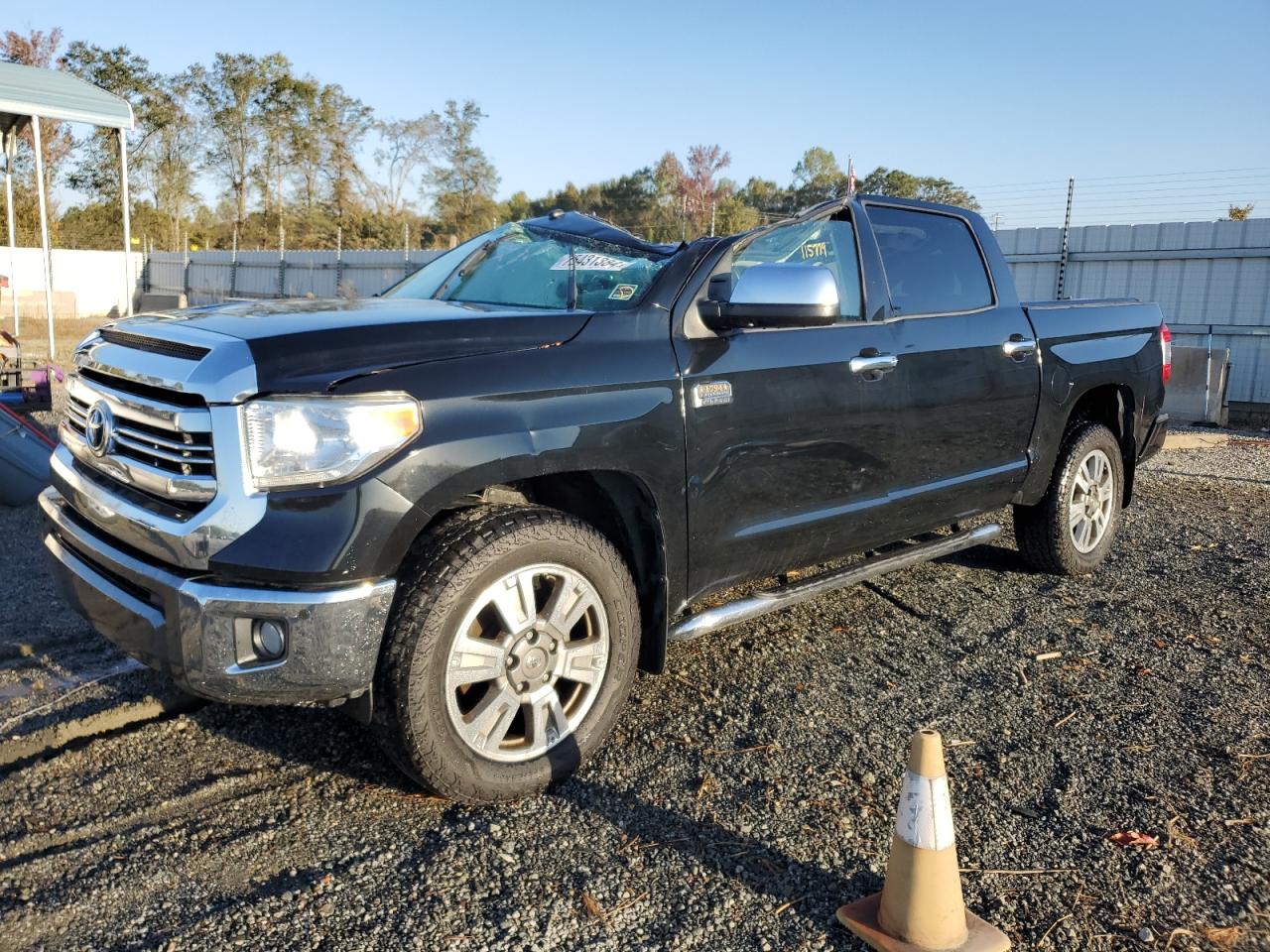 TOYOTA TUNDRA CRE 2016