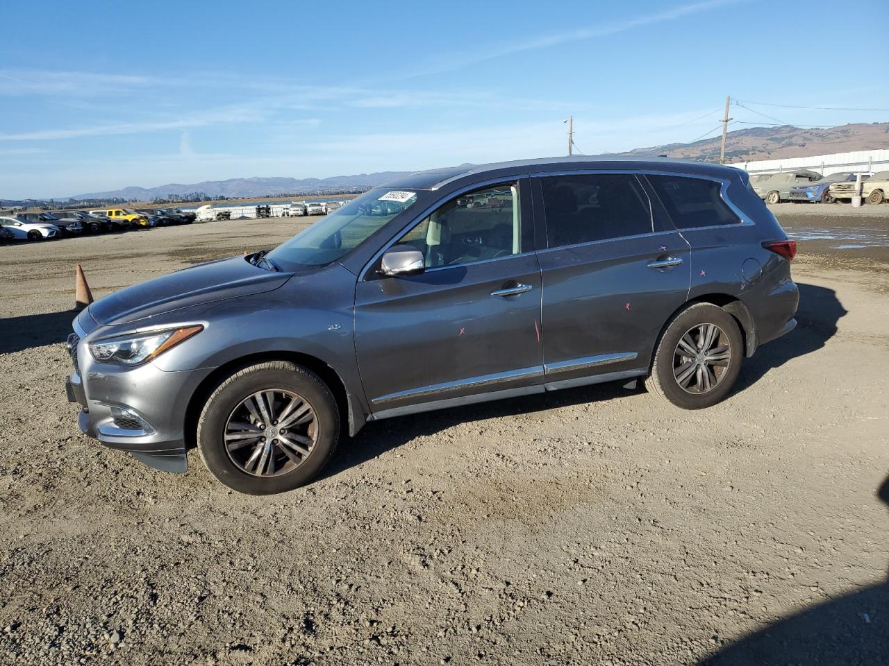 INFINITI QX60 LUXE 2019