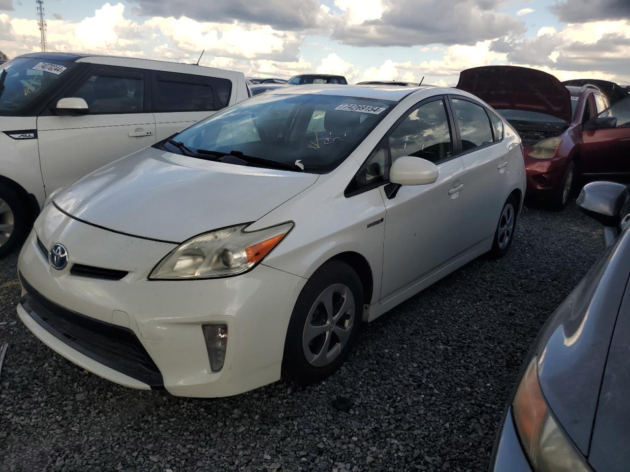 TOYOTA PRIUS 2012