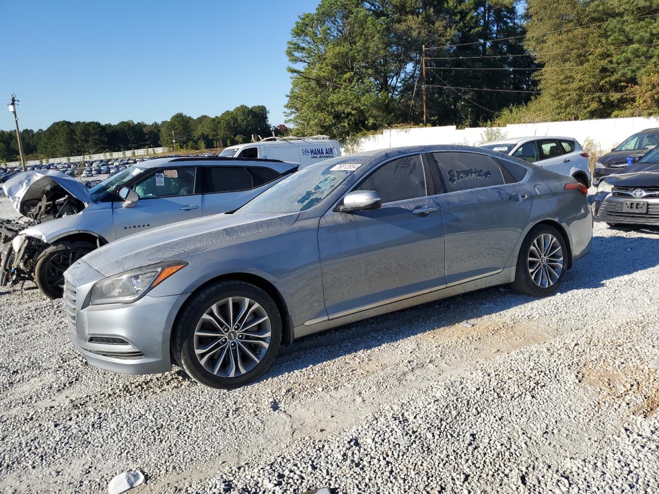 HYUNDAI GENESIS 3. 2015