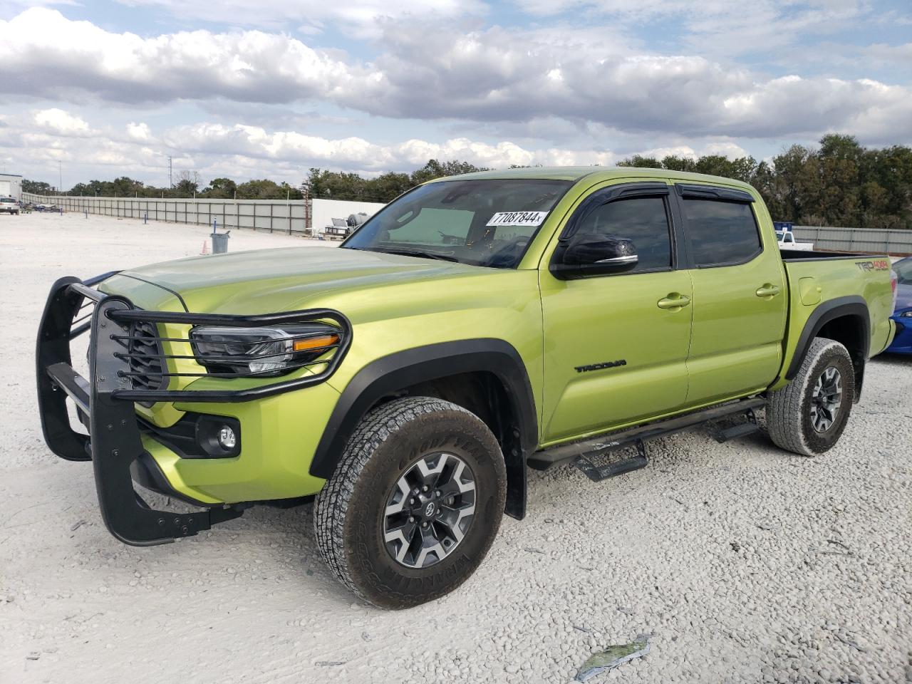 TOYOTA TACOMA DOU 2023