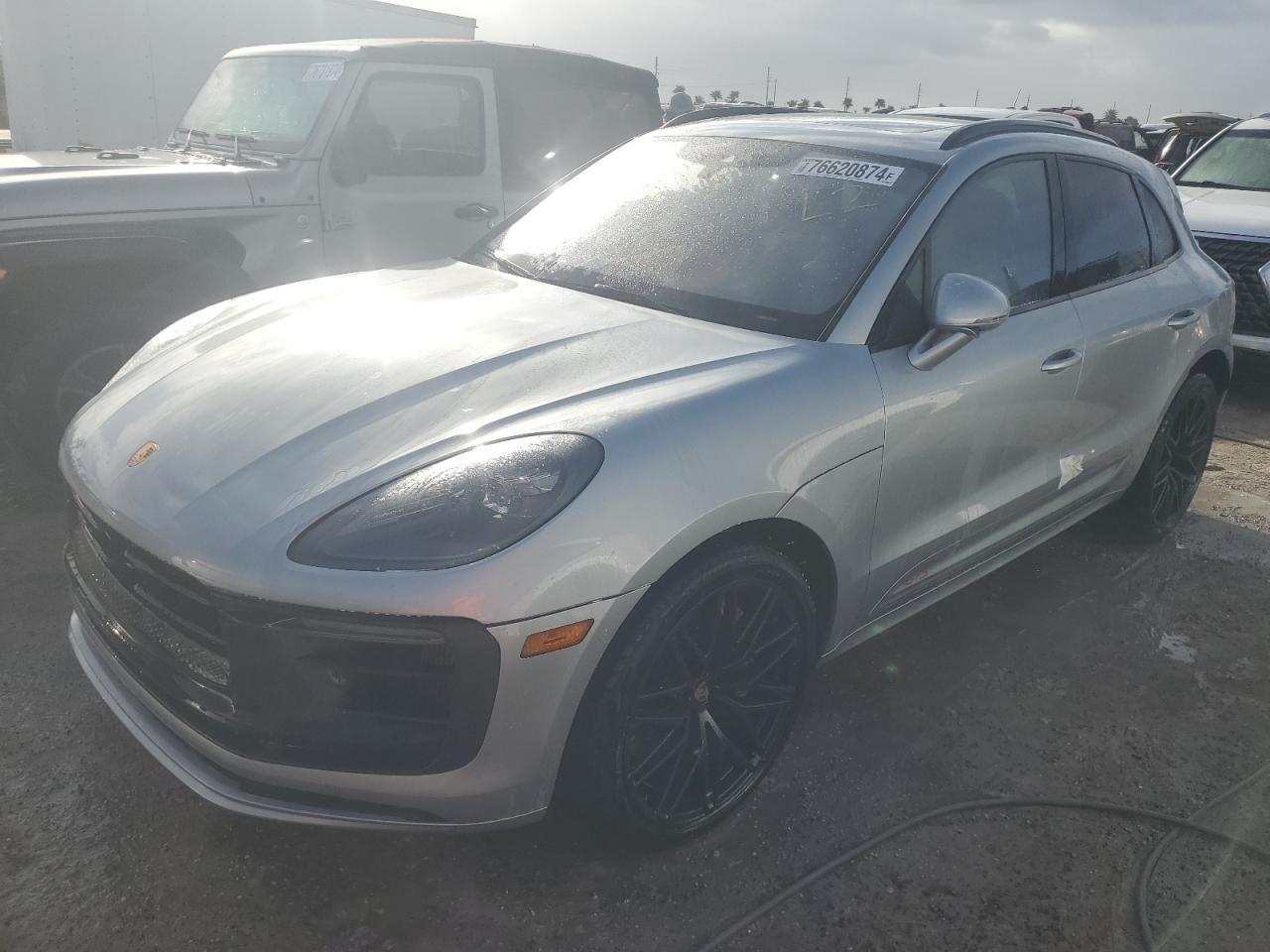 PORSCHE MACAN GTS 2023