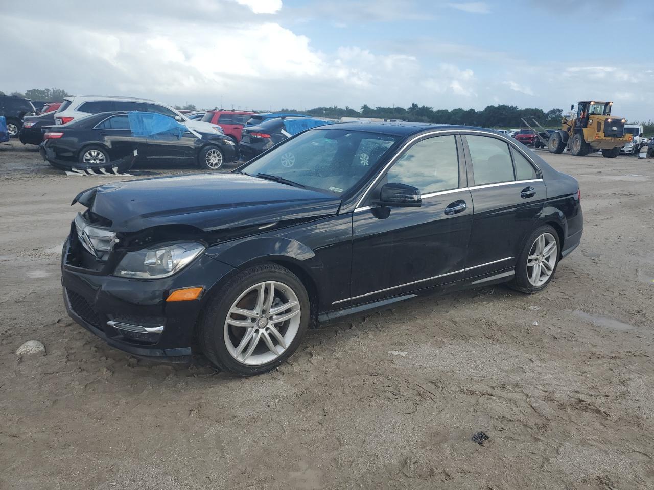 MERCEDES-BENZ C-CLASS C2 2014