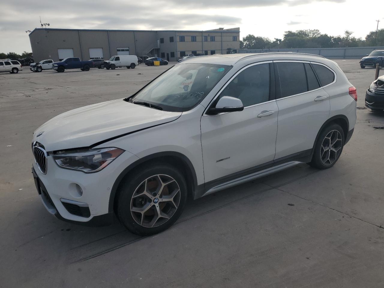 BMW X1 XDRIVE2 2016