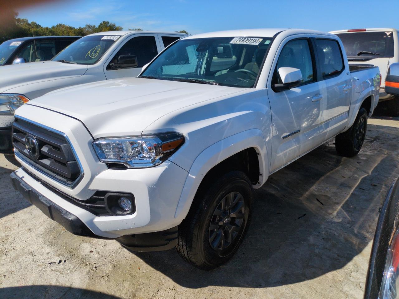 TOYOTA TACOMA DOU 2023