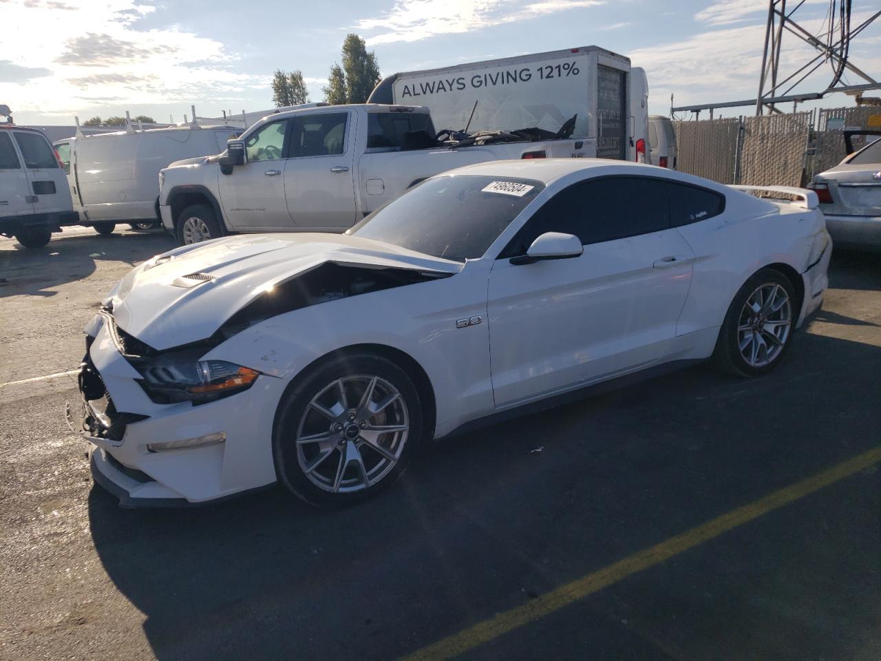 FORD MUSTANG 2019