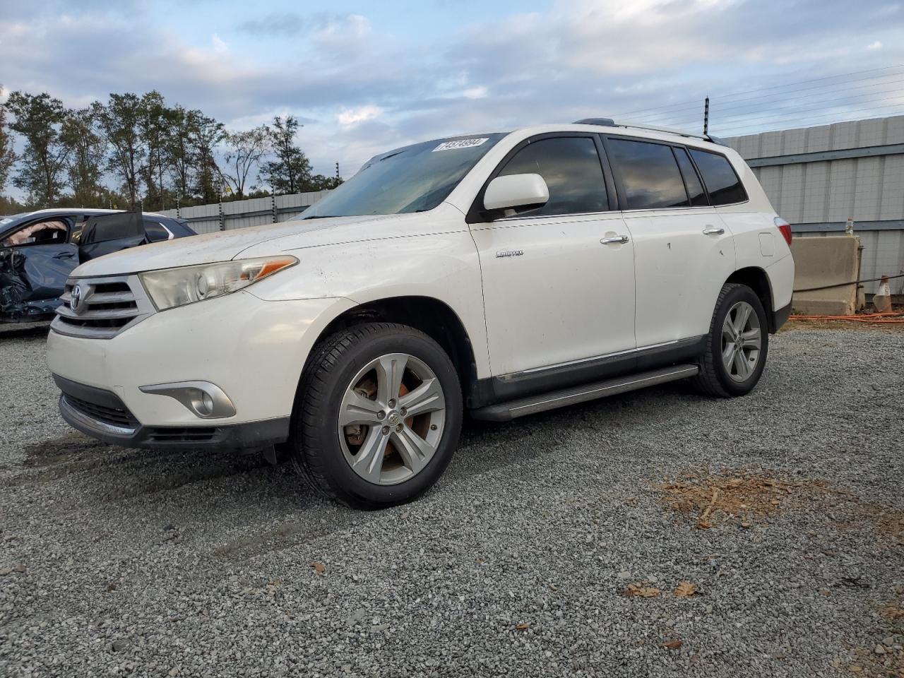 TOYOTA HIGHLANDER 2012