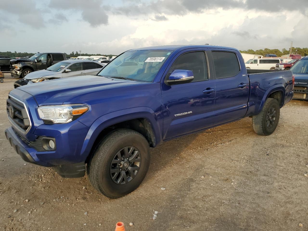 TOYOTA TACOMA DOU 2023