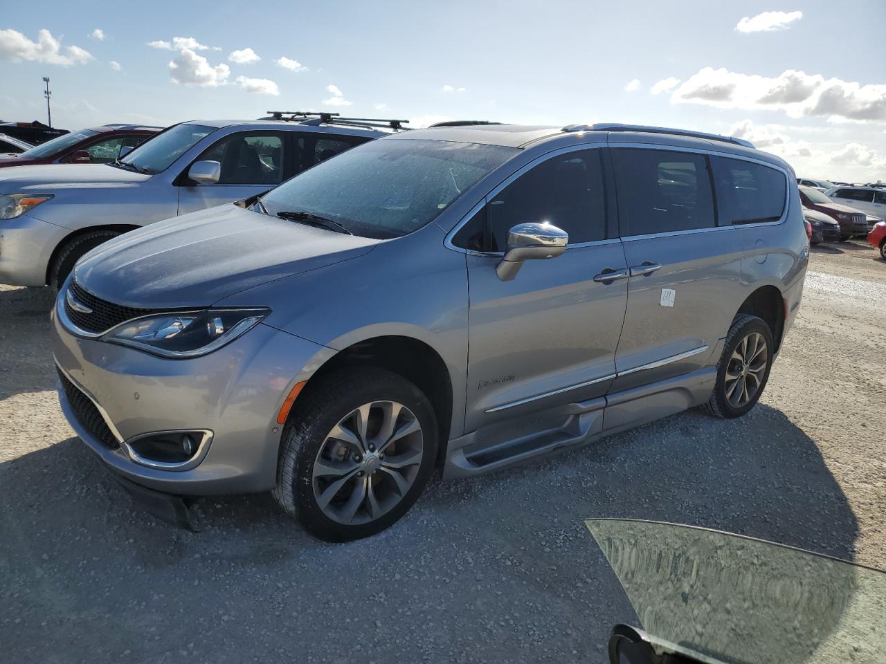 CHRYSLER PACIFICA L 2019