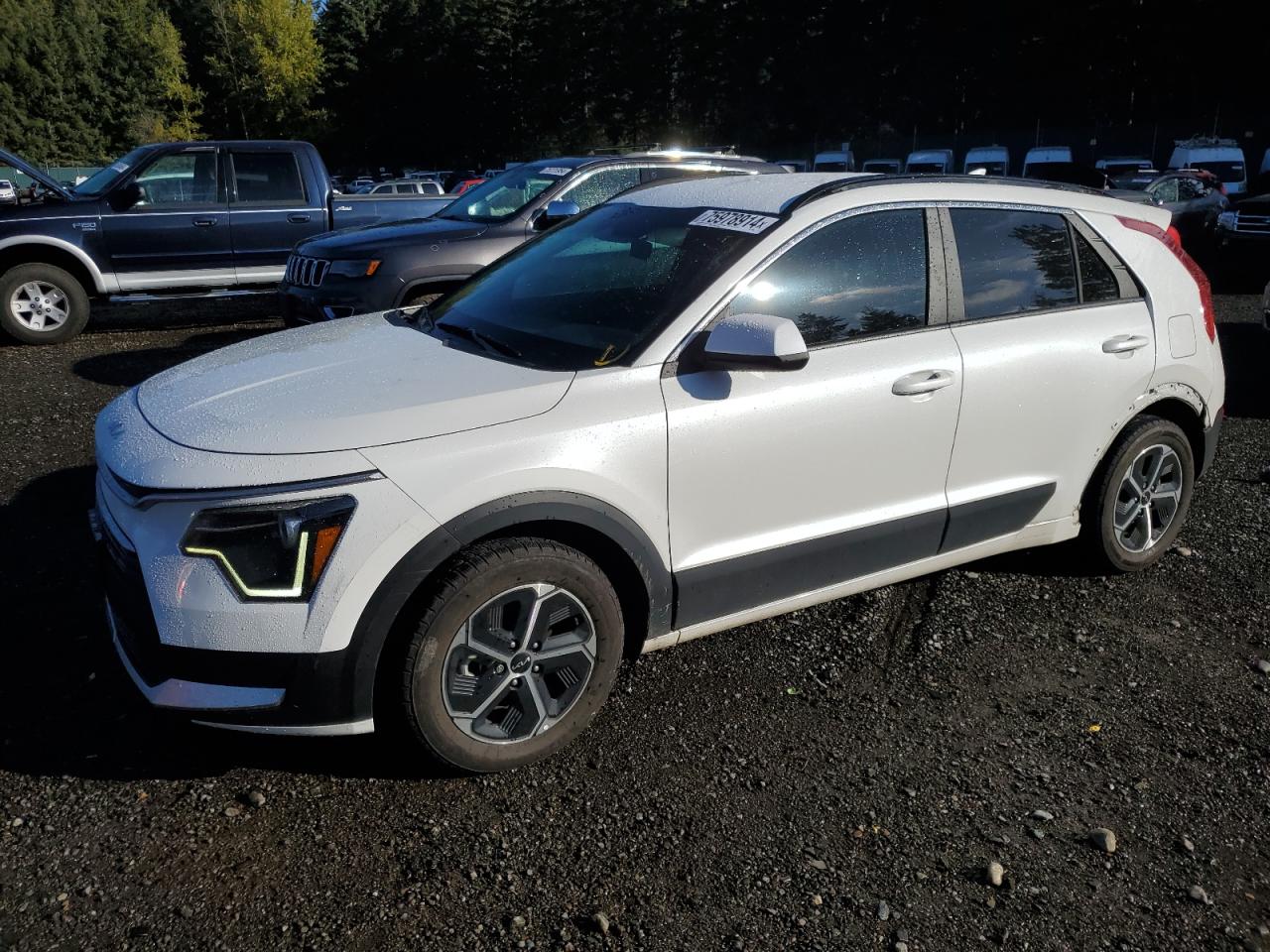 KIA NIRO LX 2023