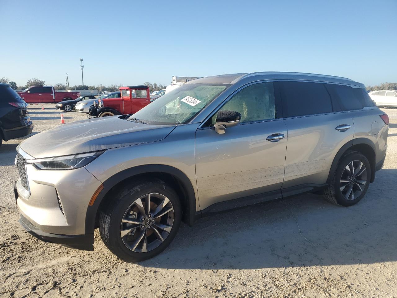 INFINITI QX60 LUXE 2024