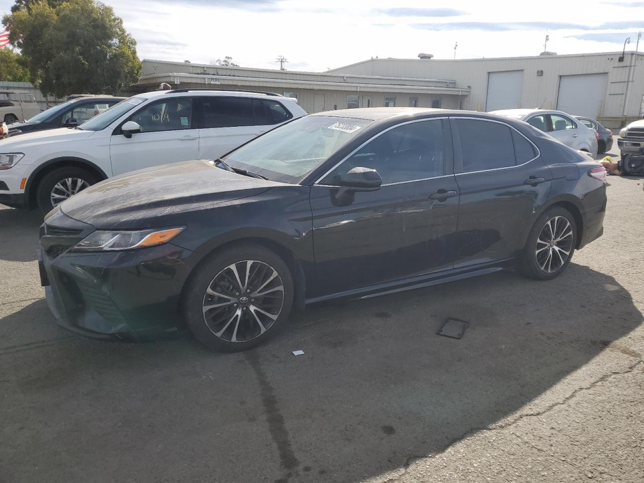 TOYOTA CAMRY L 2019