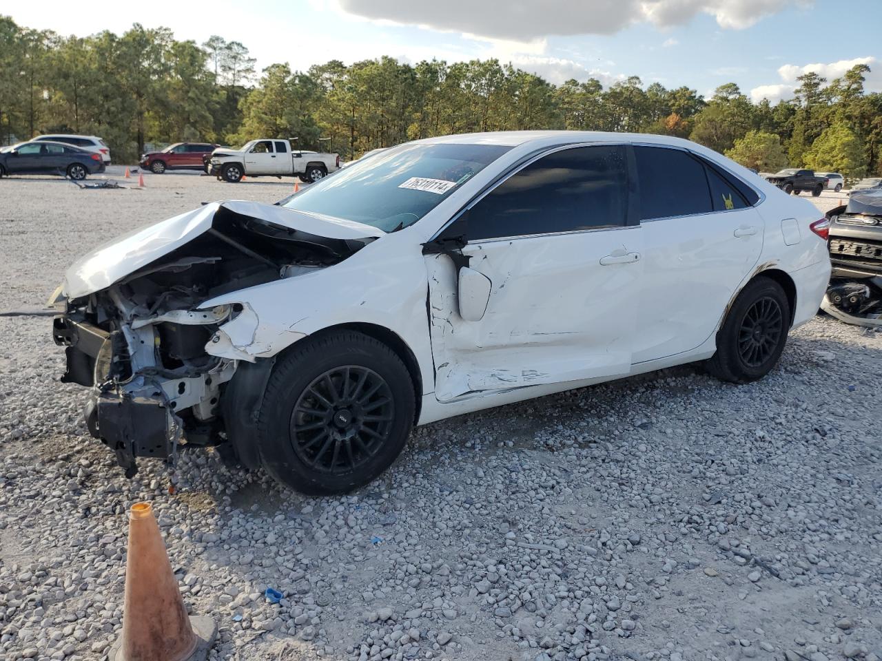 TOYOTA CAMRY LE 2016