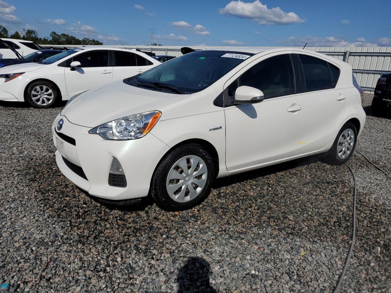 TOYOTA PRIUS C 2013