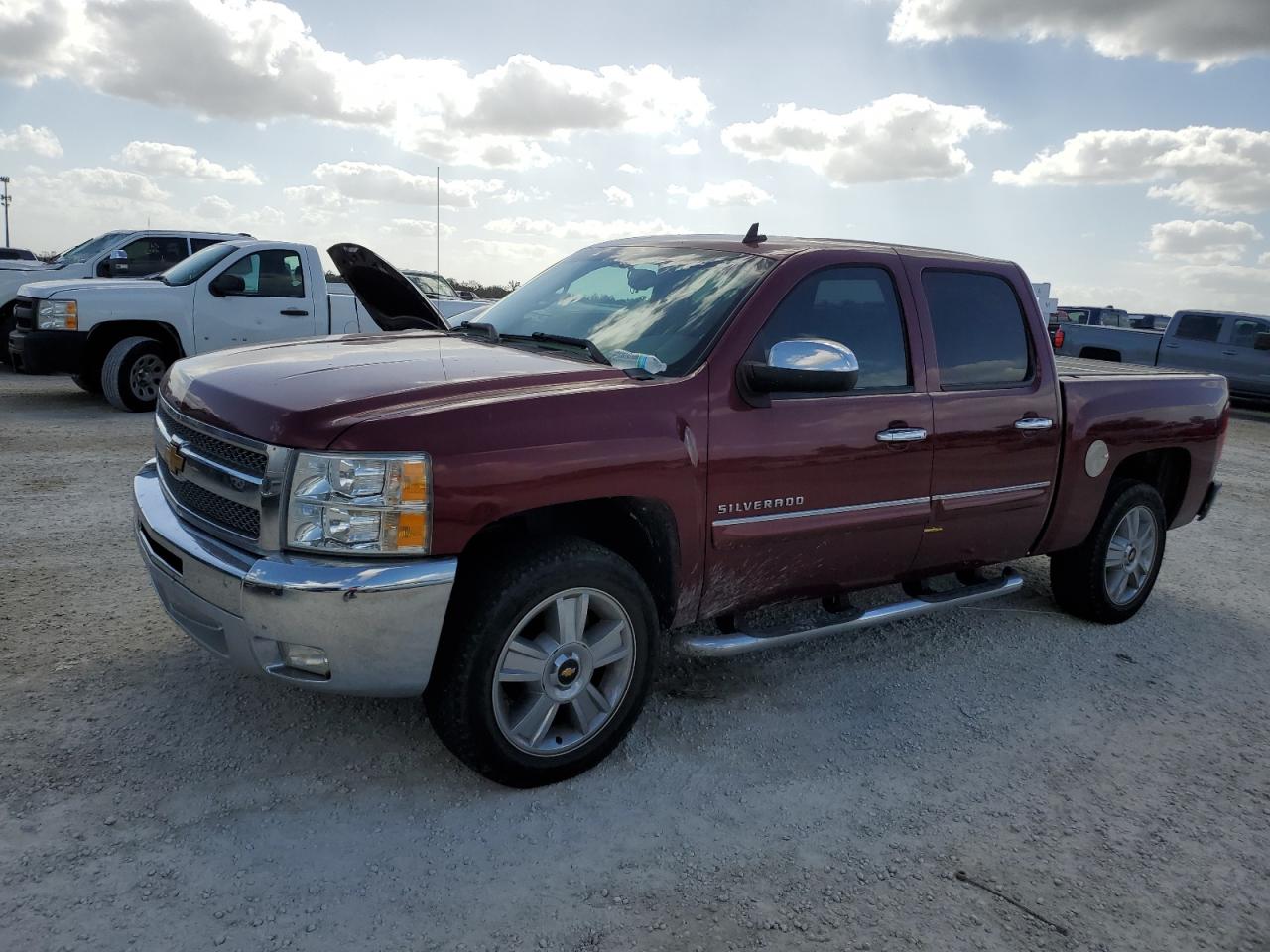 CHEVROLET SILVERADO 2013