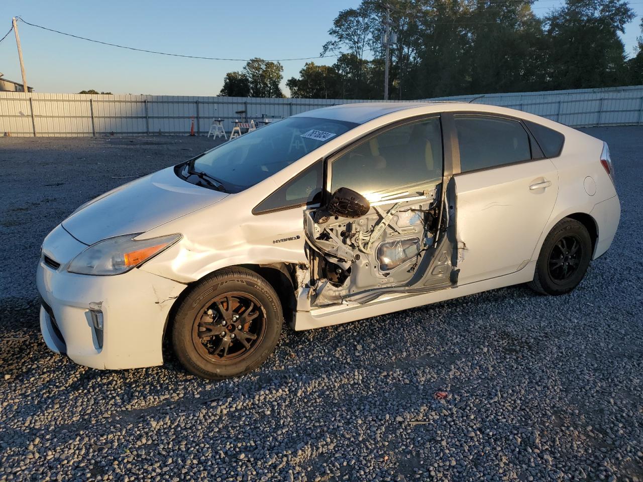 TOYOTA PRIUS 2013