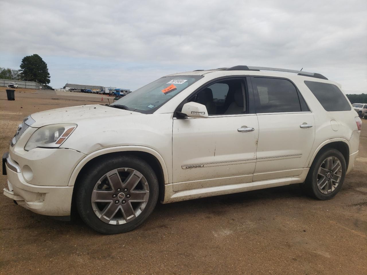 GMC ACADIA DEN 2011
