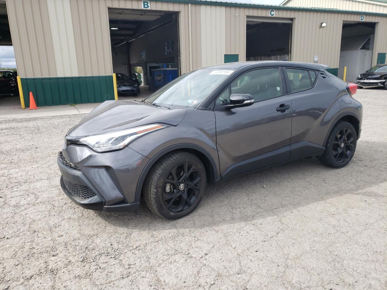 TOYOTA C-HR XLE 2021