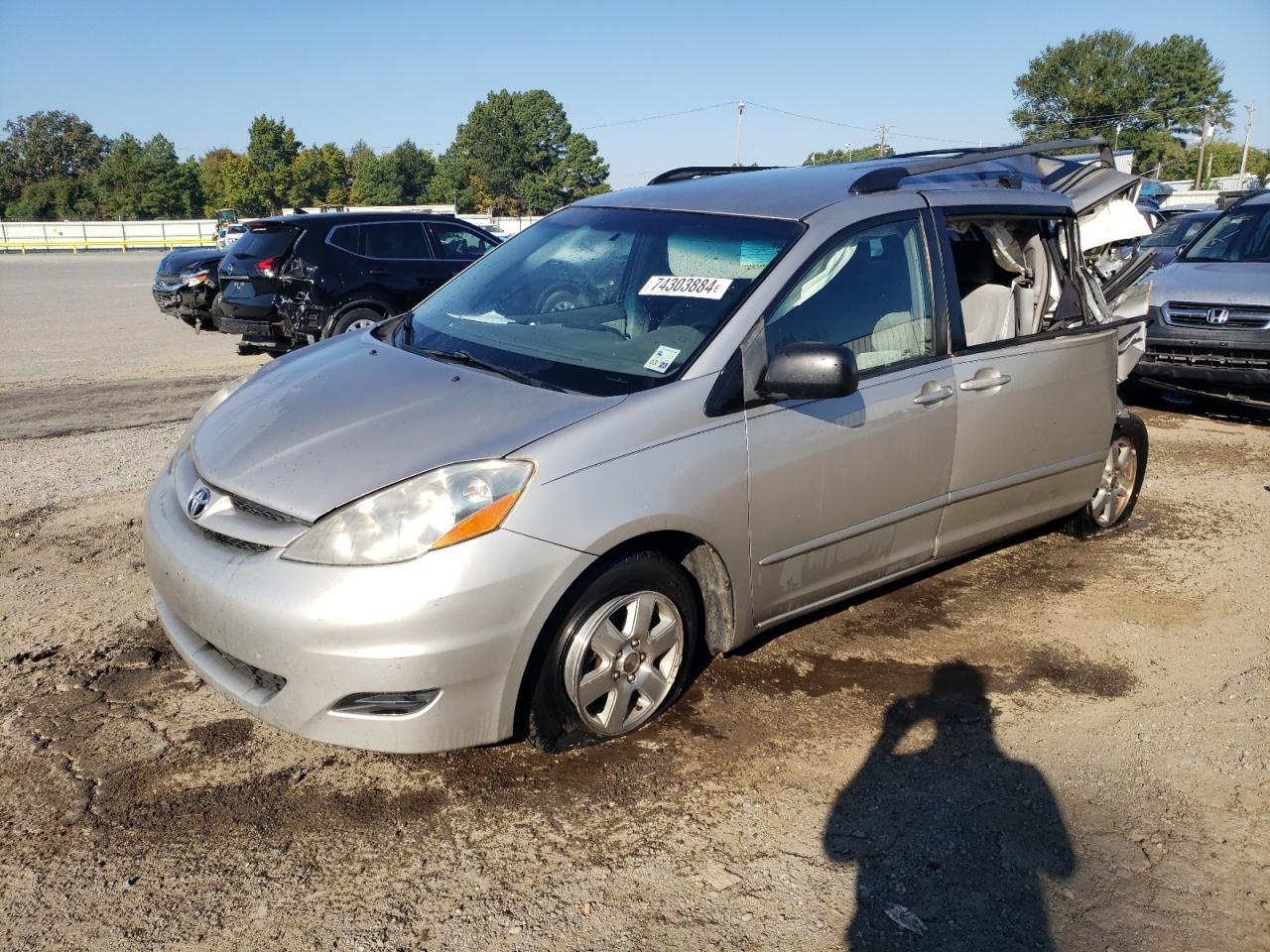 TOYOTA SIENNA CE 2008