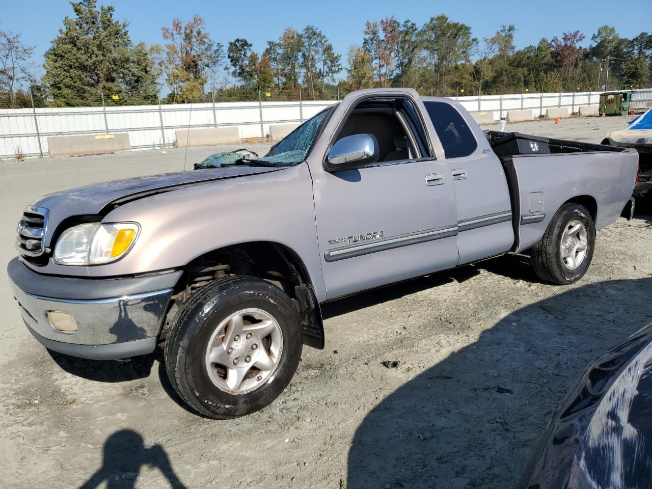 TOYOTA TUNDRA ACC 2001