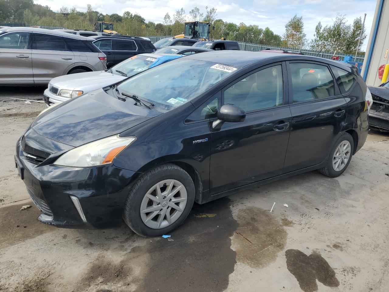 TOYOTA PRIUS V 2013