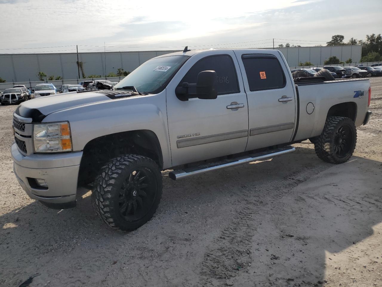 CHEVROLET SILVERADO 2012