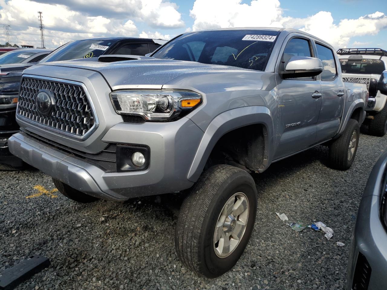 TOYOTA TACOMA DOU 2019