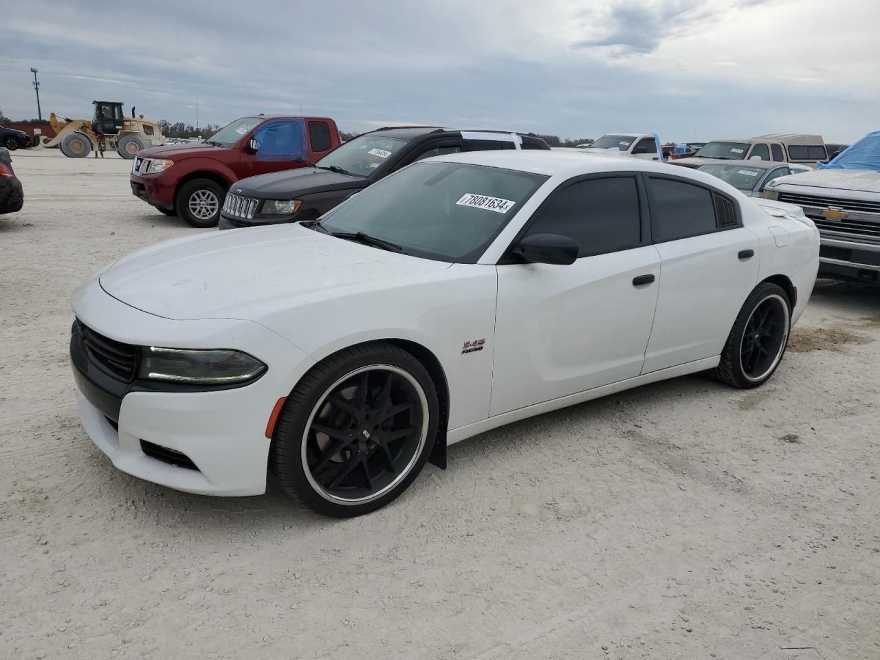 DODGE CHARGER R/ 2016