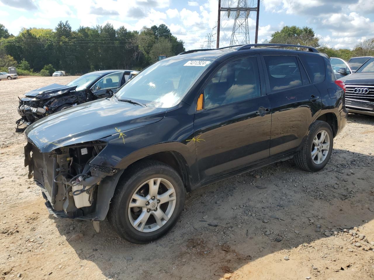 TOYOTA RAV4 2011