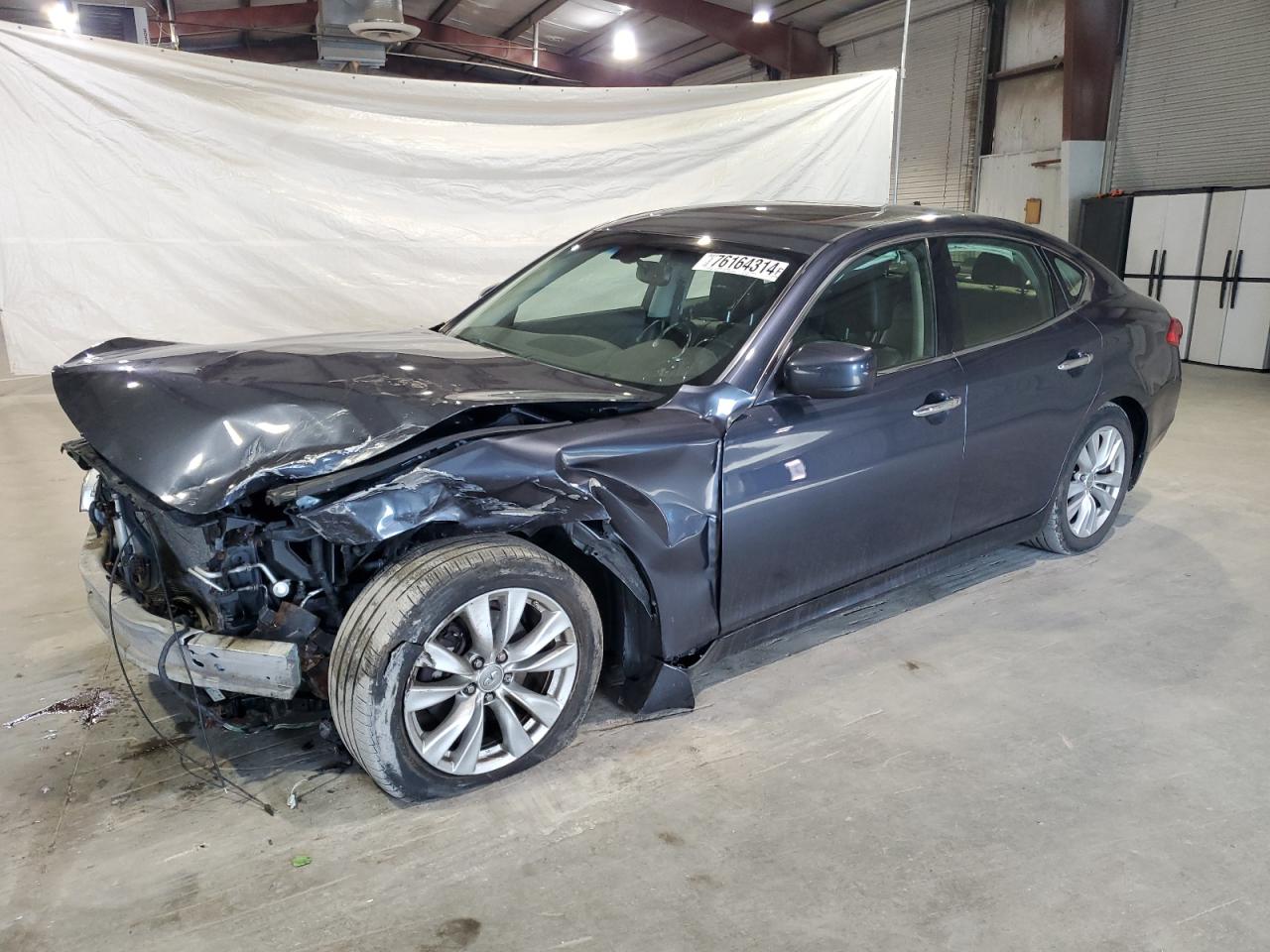 INFINITI M37 X 2011