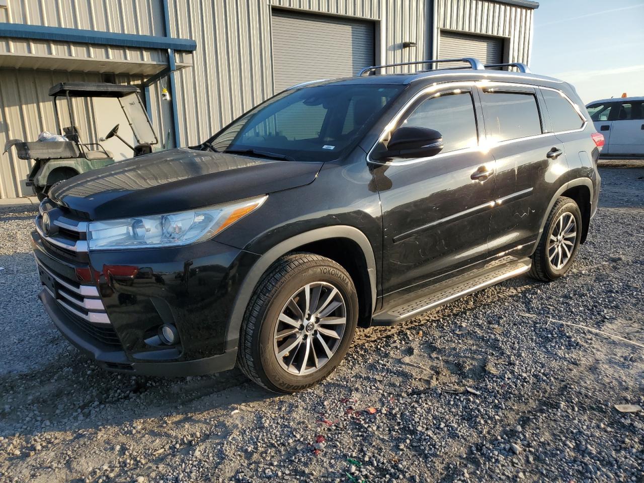 TOYOTA HIGHLANDER 2017