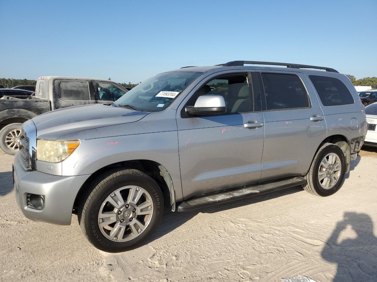 TOYOTA SEQUOIA SR 2013