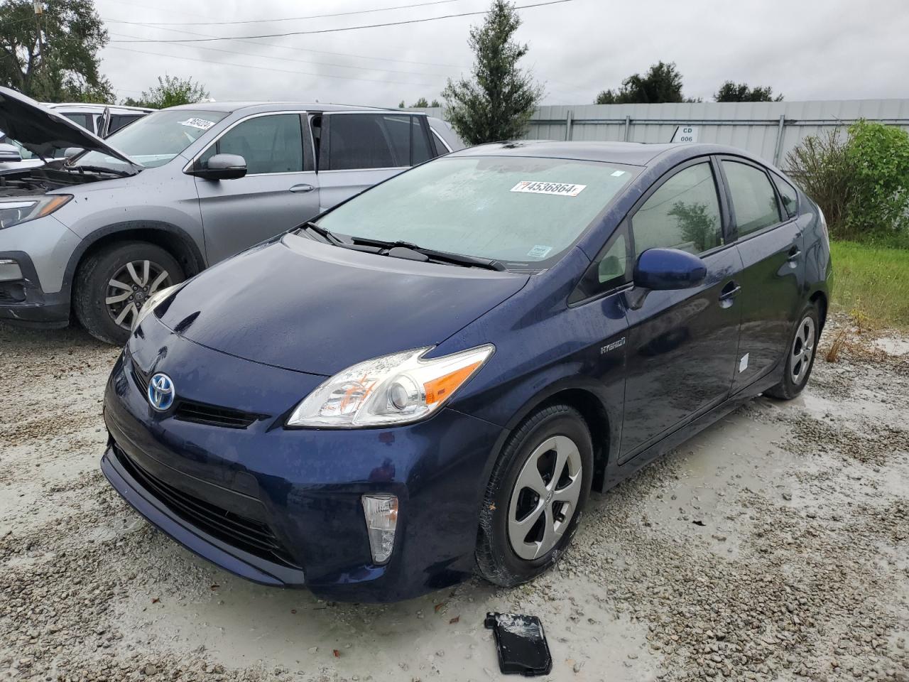 TOYOTA PRIUS 2015