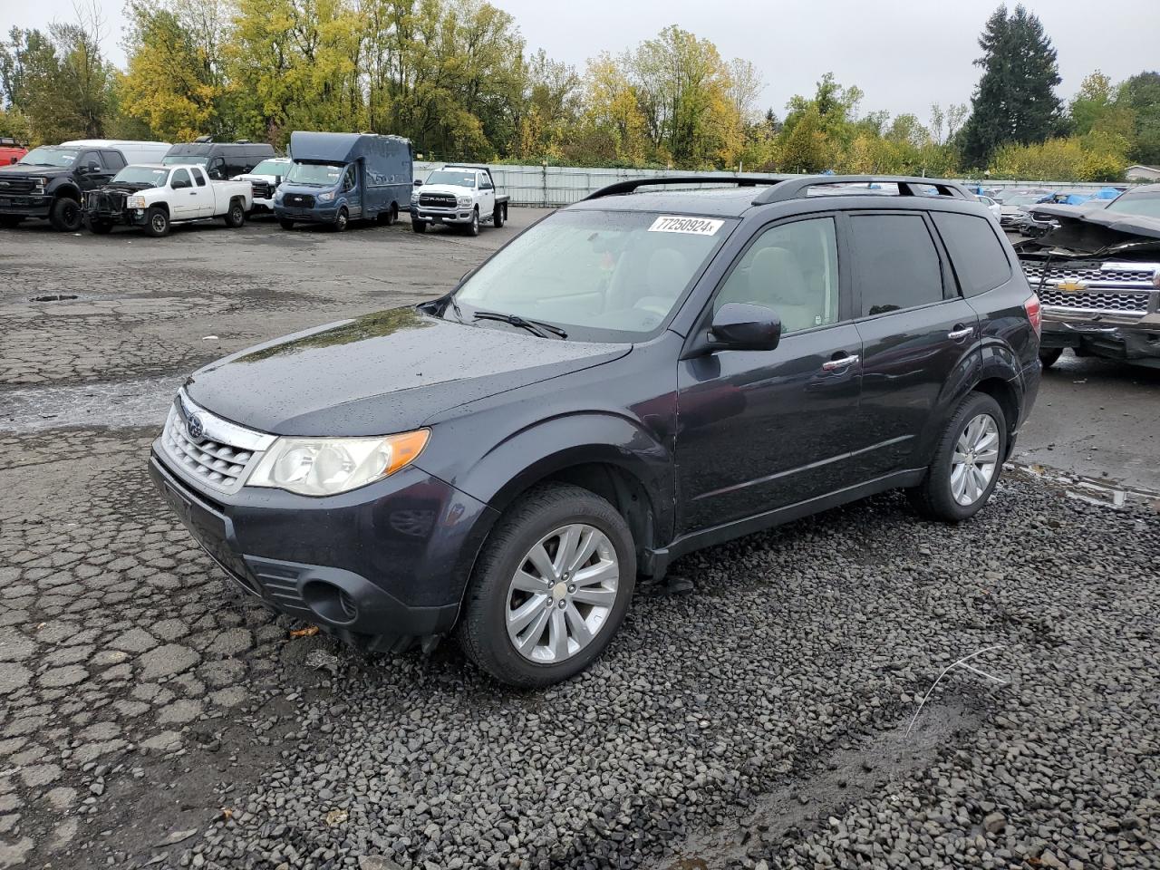 SUBARU FORESTER 2 2011