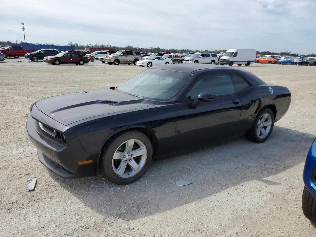 DODGE CHALLENGER 2012