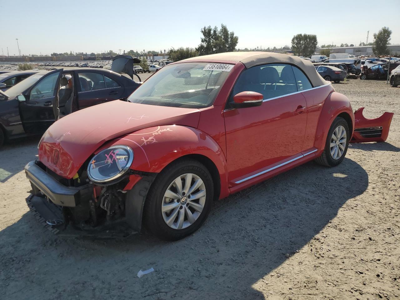 VOLKSWAGEN BEETLE S 2019